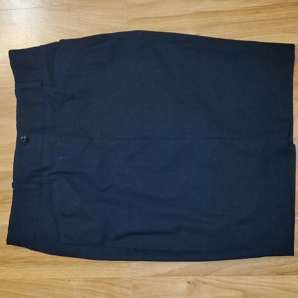 Medium Black Mini Skirt with Pockets